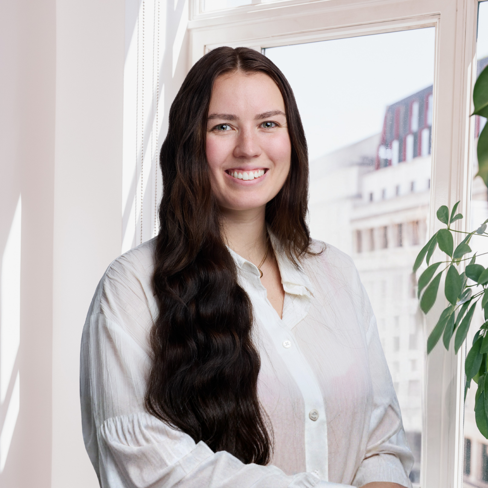 Headshot of Elin Sederlin, Executive Assistant at Erevena